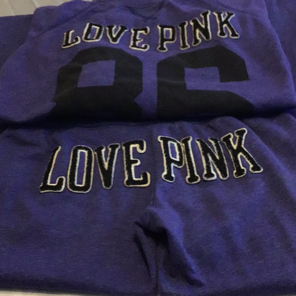 Fabulous like new VS Pink set